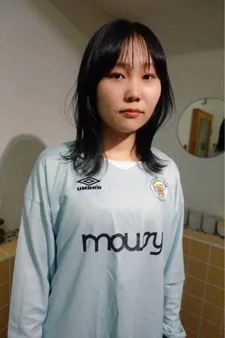 セミロング 顔周りレイヤー/韓国 ブリーチminamiのヘアスタイル