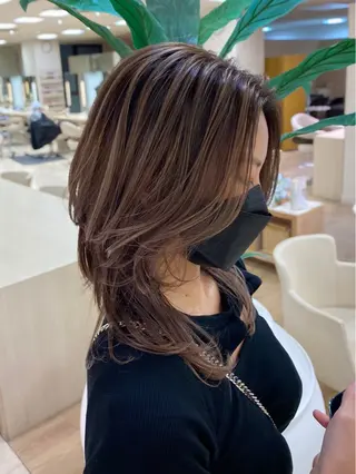 ミディアム カラー 銀座/ハイライト特化 🌿ブリーチ/片山のヘアスタイル
