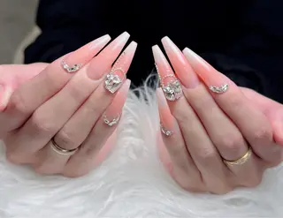 ネイル Lenie Nail Salonのネイルデザイン