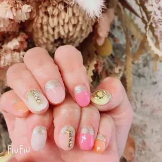 ネイル 大分市都町ネイル NUDGEの眉毛・アイブロウイメージ