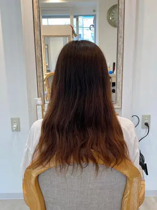 セミロング カラー ブリーチなし✨艶髪 カラー𓃲YAGIのヘアスタイル