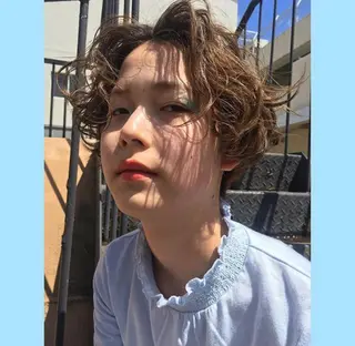 カラー 桃果 momokaのヘアスタイル