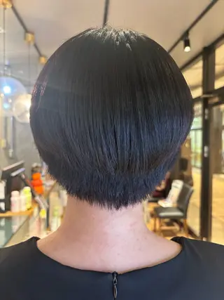 ショート カラー 🎀ワンレンボブ🎀 ワンカラー　あゆみのヘアスタイル