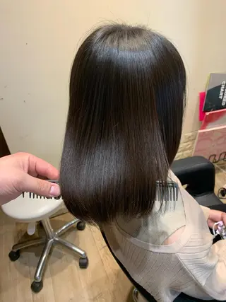 ミディアム カラー 大久保 隆蔵のヘアスタイル