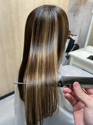 セミロング 髪質改善カラー特化 井上秀樹のヘアスタイル