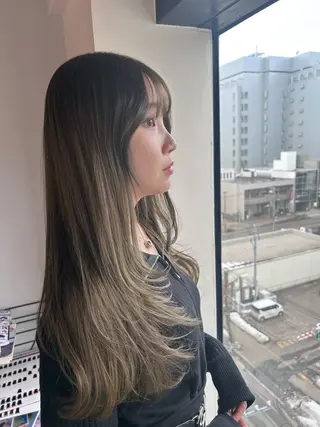 ロング カラー レイヤー/ハイトーン カラー/SHISEIのヘアスタイル