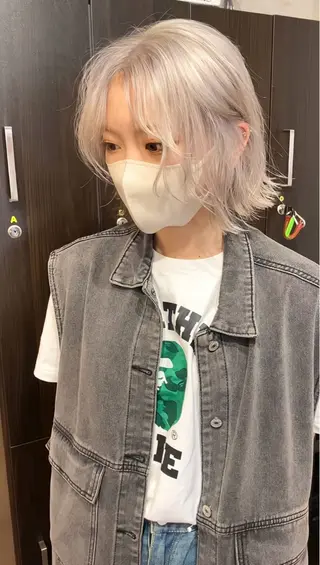 ミディアム FORT所属・透け感•艶感カラー 池本　紘之のヘアスタイル
