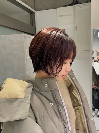 ショート カラー パーマ スズキ シオリのヘアスタイル