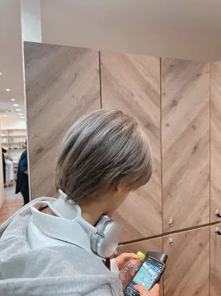 ショート カラー メンズ ROIS渋谷【ロイス】所属・高橋大樹/グレージュ /ベージュ/美髪のヘアスタイル