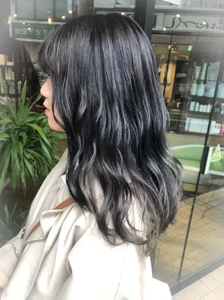 ロング カラー あらい なつみのヘアスタイル