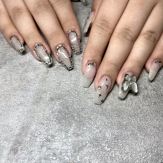 ネイル Nails VINATI所属・ササキスズナ Jr.ネイリストのネイルデザイン