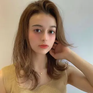 ミディアム 木俣 真也のヘアスタイル