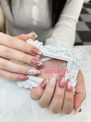 ネイル 西岡 真由美のネイルデザイン