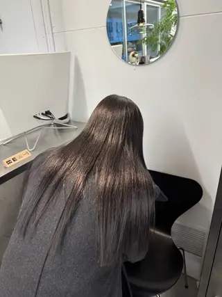 ロング INORI|艶カラ ー|フェイスレイヤーのヘアスタイル