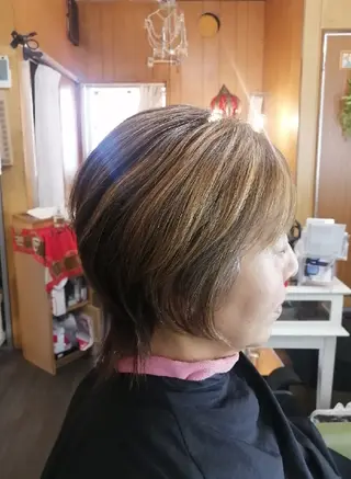 ショート カラー D/i所属・4店舗フリーランスⅠ Y/no〈夜のスパ〉のヘアスタイル