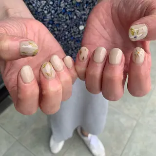 ネイル emanon 新宿東口店所属・nailist akariのネイルデザイン