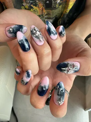 ネイル AOI✩⡱ y2kネイルのネイルデザイン