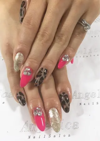 ネイル Angelica ネイリストのネイルデザイン