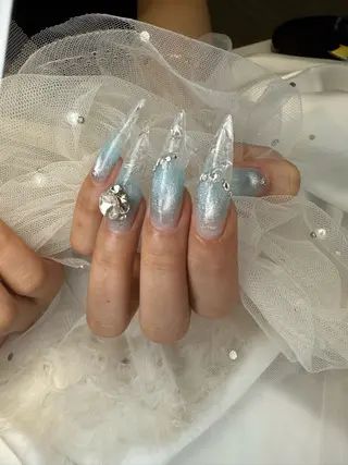 ロング Bibi beauty spa Osaka所属・Chann Channのネイルデザイン