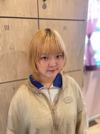 ミディアム なつき/ 艶カラー/縮毛矯正のヘアスタイル