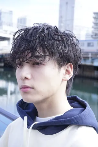 ショート パーマ メンズ 横浜 /シャドウ／ツイスパのヘアスタイル