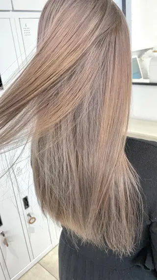 ロング カラー 🇰🇷カルマパーマ kaito🇰🇷のヘアスタイル