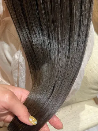 ロング カラー ブルームヘアデザイン かこ。のヘアスタイル