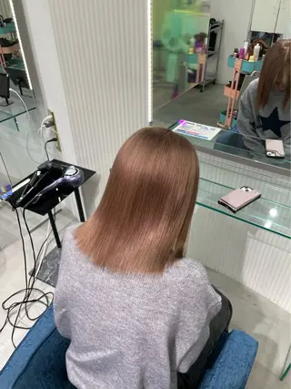 ミディアム 安井まゆ _Box mico.のヘアスタイル