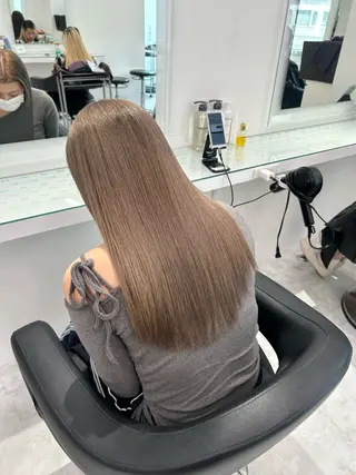 ロング カラー 🩷暖色カラー🩷 BONのヘアスタイル