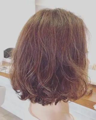 パーマ 若泉 真梨のヘアスタイル