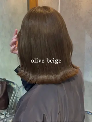 ミディアム カラー 赤みオフの透明感職人 /ケア重視の美髪施術のヘアスタイル