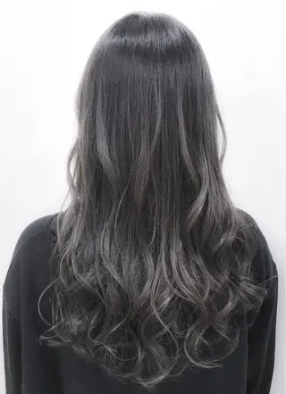ロング 常山 篤志のヘアスタイル
