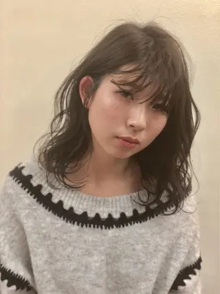 ミディアム カラー 萌花 moeka /韓国/レイヤーのヘアスタイル