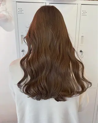 ロング カラー 淺井 捺央のヘアスタイル