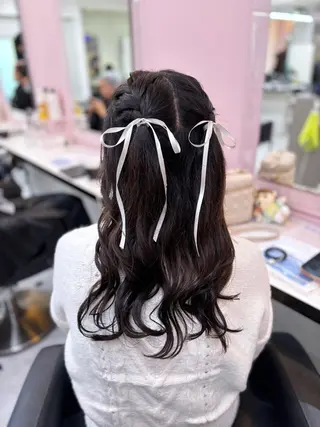 ヘアアレンジ 💙ハイトーン韓国風 色白ヘア💙manaのヘアスタイル