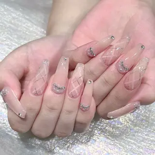 ネイル Queens 榊 まおのネイルデザイン