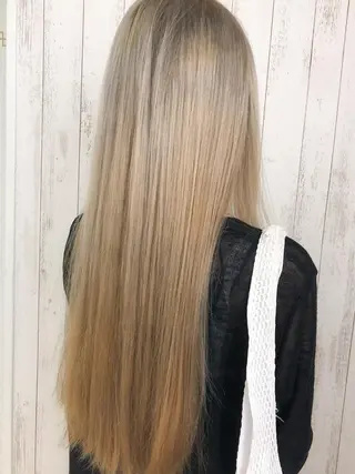 ロング ハイライト/ ブリーチ😈小倉😈のヘアスタイル