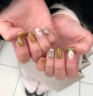 ネイル émus nail Mamiのネイルデザイン