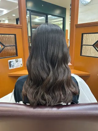 ミディアム 美容室ピュアポイント所属・高野衣里捺 🌞ポイント店🌞のマツエク・マツパデザイン