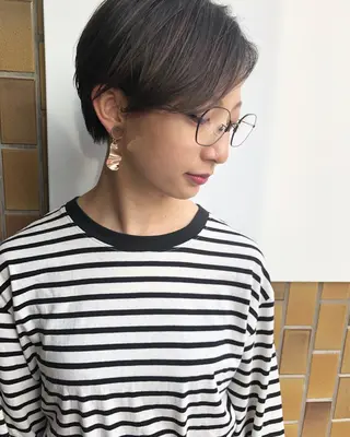 ショート 岡本 一平のヘアスタイル