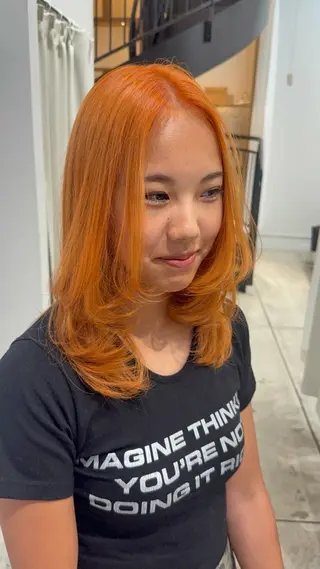 ミディアム カラー 🦋透明感カラー /ケアブリーチ🦋のヘアスタイル