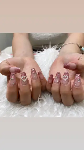 ネイル ✨ nagisa ✨のネイルデザイン