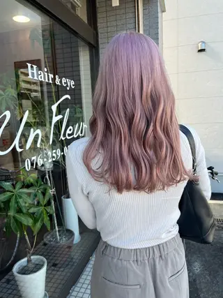 セミロング Un Fleur所属・立野 希沙のヘアスタイル