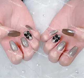 ネイル Shineジェル& チップ長さだしのネイルデザイン