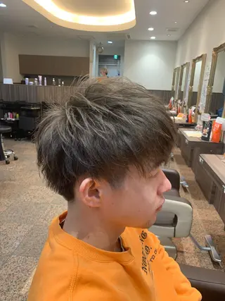 ショート カラー メンズ IwAsh中山所属・✂︎中山ブリーチ・ パーマ✂︎露木智也のヘアスタイル