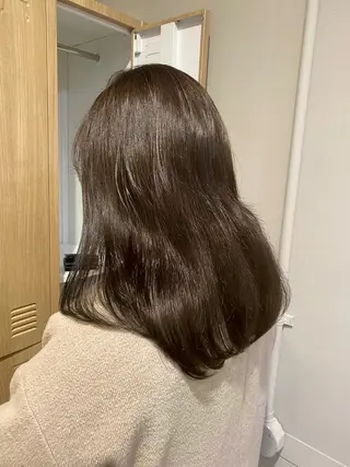 カラー 高発色ブリーチ/ ハイレイヤー🪽aiのヘアスタイル