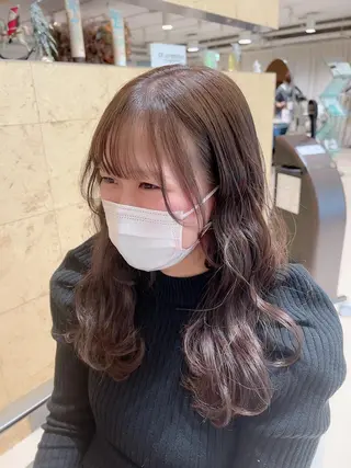 セミロング Of hair 　自由が丘　　WEST店所属・松平 葵のヘアスタイル