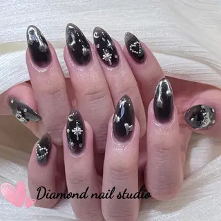 ネイル DIAMOND 💅のネイルデザイン