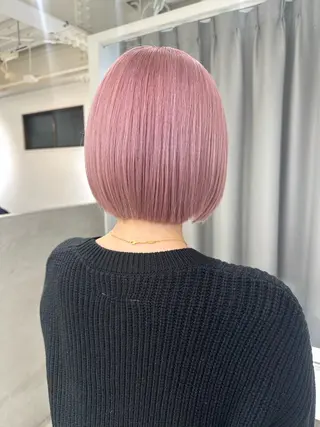ショート カラー ito. ブリーチ/髪質改善のヘアスタイル