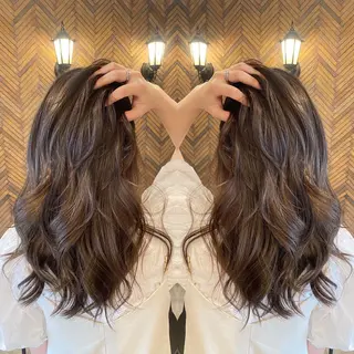 ロング カラー tocca 💜石田愛結💜のヘアスタイル